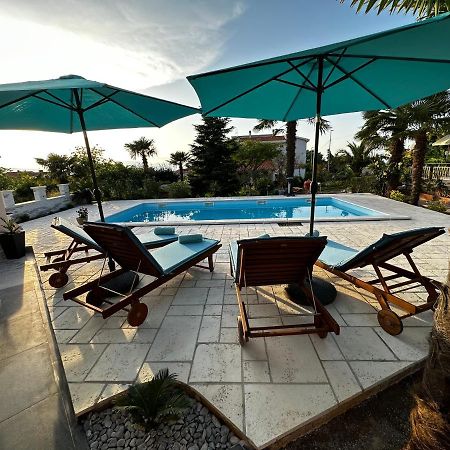 Holiday House Serenity Malinska Ngoại thất bức ảnh