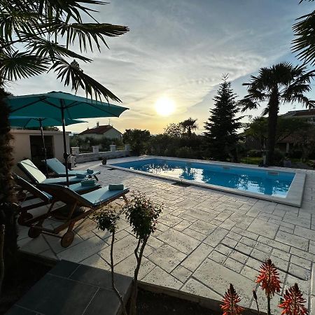 Holiday House Serenity Malinska Ngoại thất bức ảnh