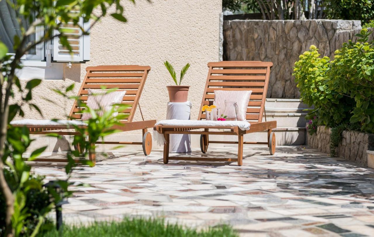 Holiday House Serenity Malinska Ngoại thất bức ảnh